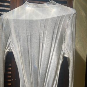 White turtle neck INC